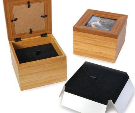 PETRIBUTES__Tribute_Box_Memento_Insert__2592.jpg